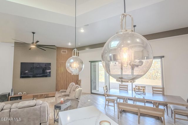 324 Gold Valley, Horizon City, TX 79928