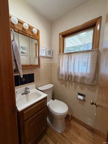 52175 Avanelle Street, Granger, IN 46530