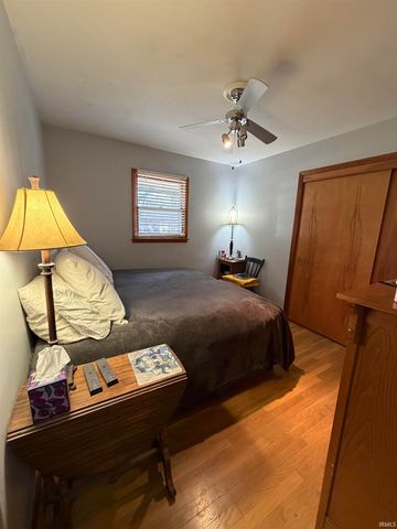 52175 Avanelle Street, Granger, IN 46530