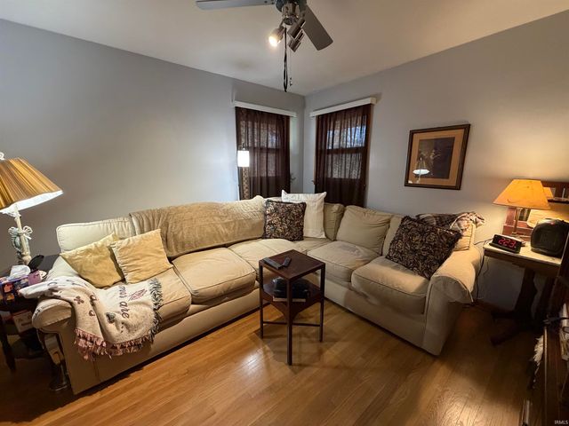 52175 Avanelle Street, Granger, IN 46530