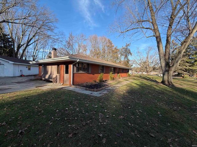 52175 Avanelle Street, Granger, IN 46530