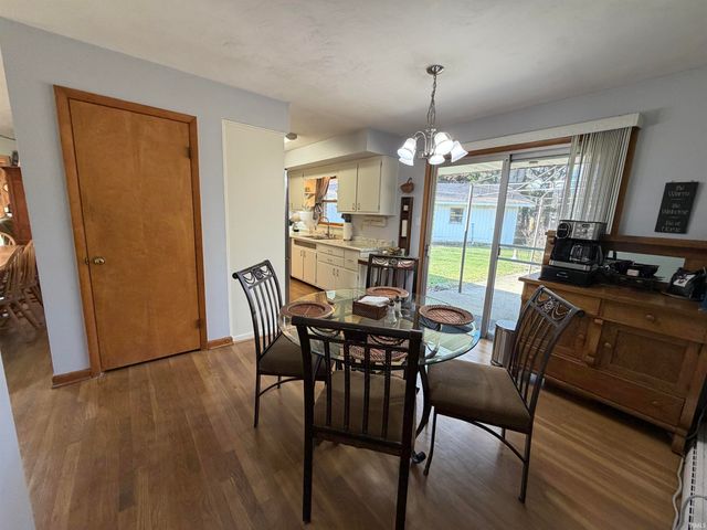 52175 Avanelle Street, Granger, IN 46530