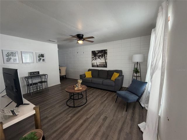 15219 WESTMINISTER AVENUE B, Clearwater, FL 33760