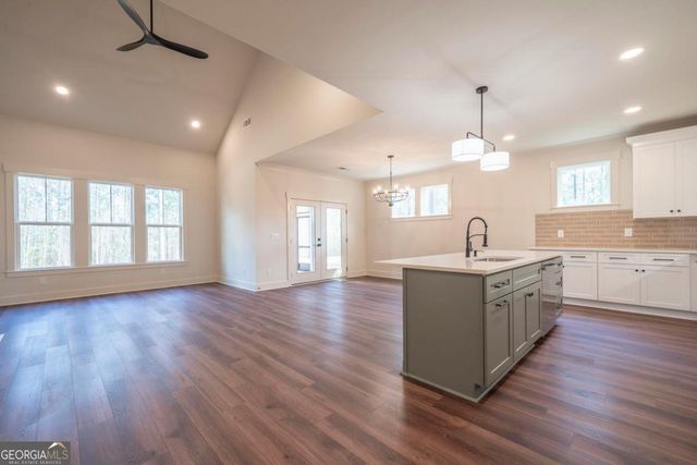108 Waterside Drive, Eatonton, GA 31024