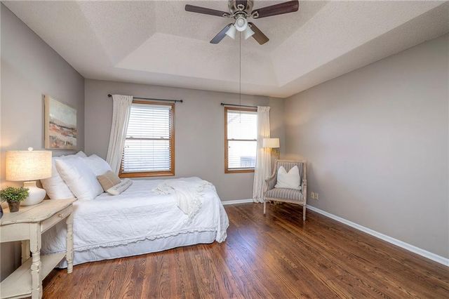 15430 Floyd Street, Overland Park, KS 66223