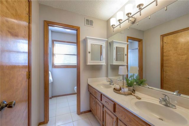 15430 Floyd Street, Overland Park, KS 66223