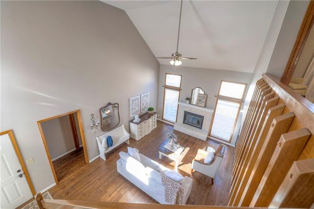 15430 Floyd Street, Overland Park, KS 66223