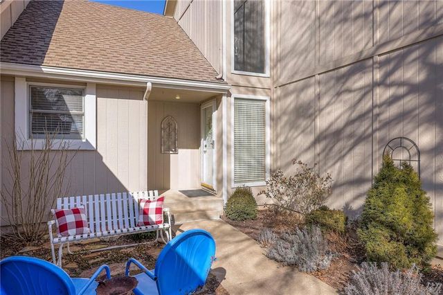 15430 Floyd Street, Overland Park, KS 66223