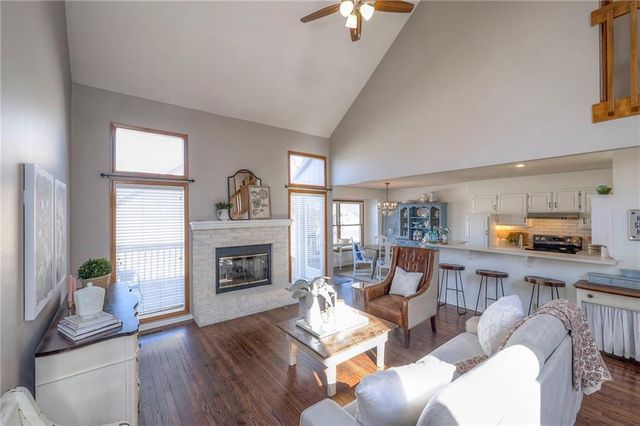 15430 Floyd Street, Overland Park, KS 66223