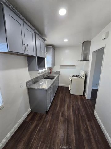 260 W 18th Street, San Bernardino, CA 92405