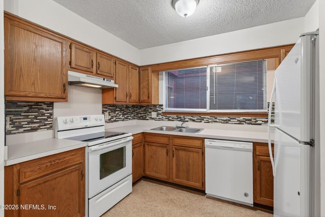 11369 Fort Caroline Lakes Drive S, Jacksonville, FL 32225