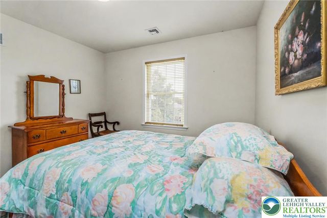 2132 Lexington Avenue, Bethlehem City, PA 18017