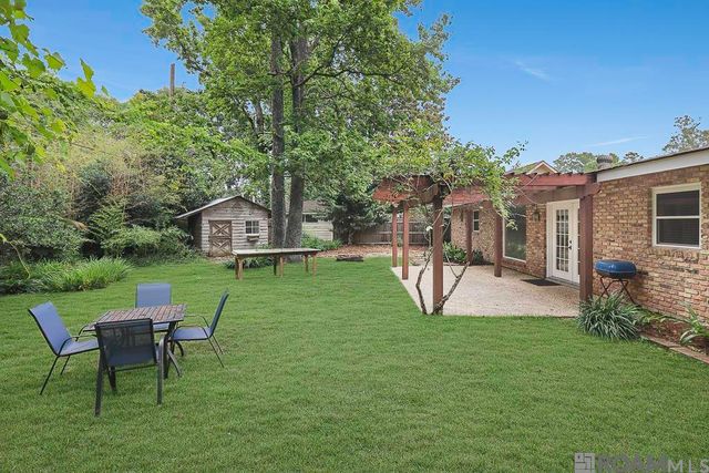 633 College Hill Dr, Baton Rouge, LA 70808