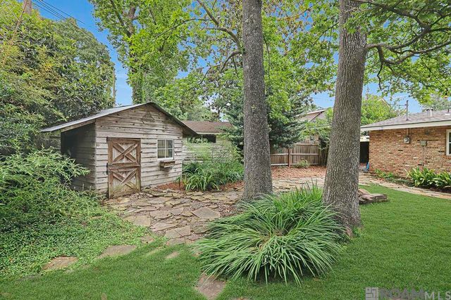 633 College Hill Dr, Baton Rouge, LA 70808
