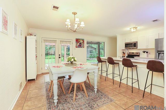 633 College Hill Dr, Baton Rouge, LA 70808