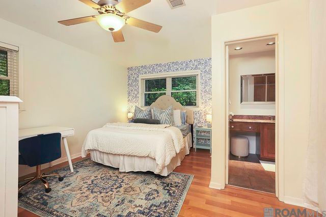 633 College Hill Dr, Baton Rouge, LA 70808
