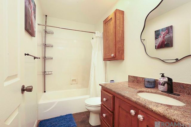633 College Hill Dr, Baton Rouge, LA 70808
