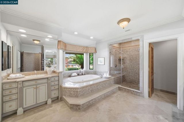 51 Red Cypress Ct, Danville, CA 94506