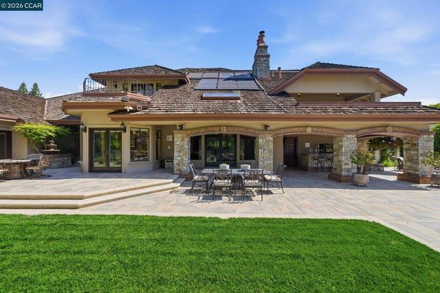 51 Red Cypress Ct, Danville, CA 94506