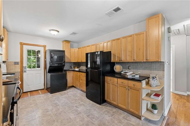 448 E Pharr Road, Decatur, GA 30030