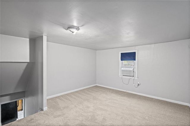 200 W 98 Street, Kansas City, MO 64114