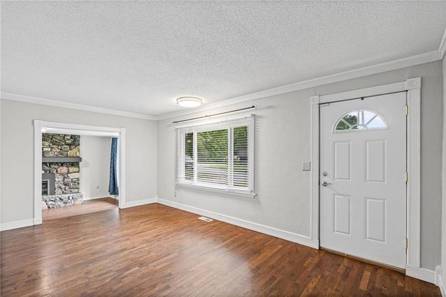 200 W 98 Street, Kansas City, MO 64114