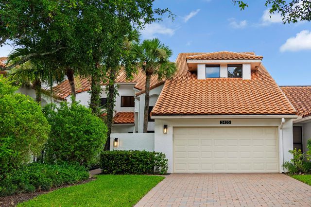 2435 Windsor Way Court, Wellington, FL 33414