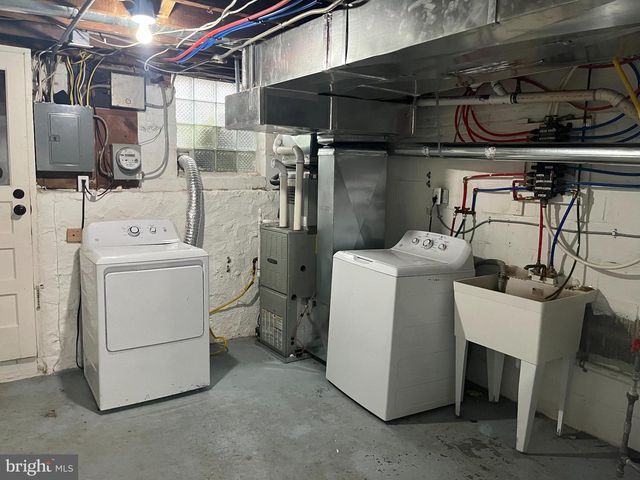 1231 W 37TH ST, Baltimore, MD 21211