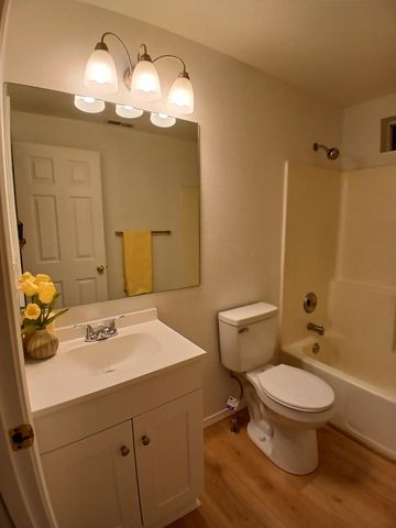 1950 NW Ivy Place, Redmond, OR 97756