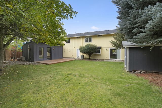 1950 NW Ivy Place, Redmond, OR 97756