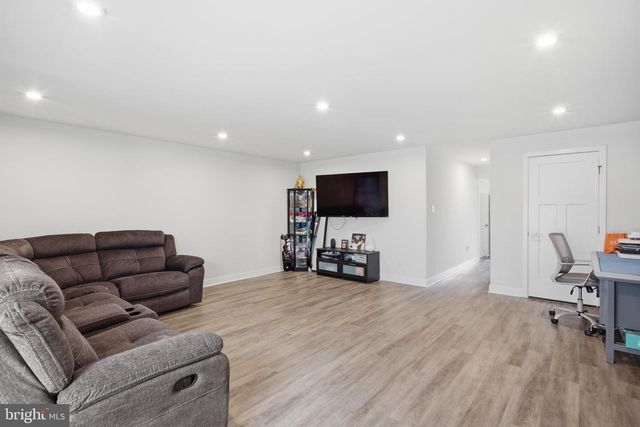 108 FREEDOM WAY, Sicklerville, NJ 08081