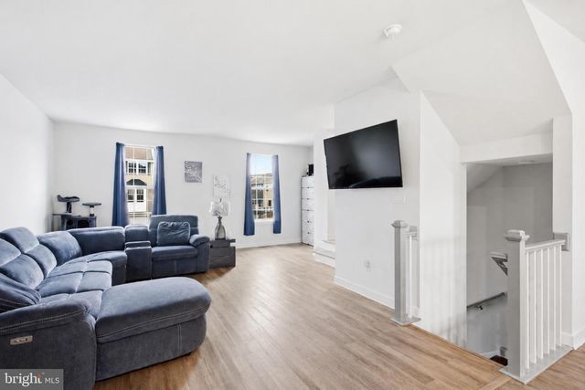 108 FREEDOM WAY, Sicklerville, NJ 08081