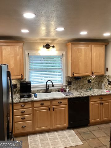 2779 Bob Cox Road NW, Marietta, GA 30064