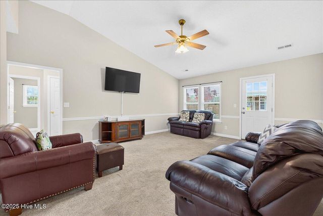 1709 Pharview Drive SW, Ocean Isle Beach, NC 28469