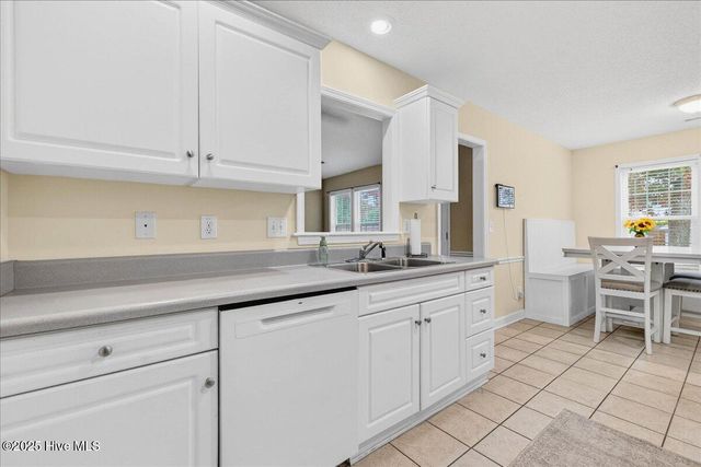 1709 Pharview Drive SW, Ocean Isle Beach, NC 28469