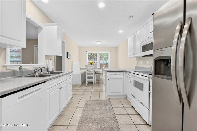 1709 Pharview Drive SW, Ocean Isle Beach, NC 28469