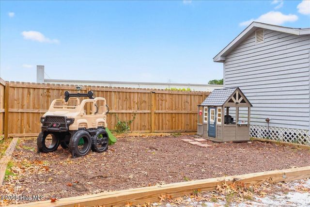 1709 Pharview Drive SW, Ocean Isle Beach, NC 28469