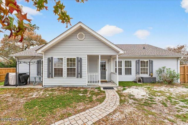 1709 Pharview Drive SW, Ocean Isle Beach, NC 28469