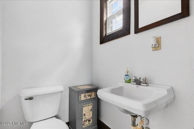 1709 Pharview Drive SW, Ocean Isle Beach, NC 28469