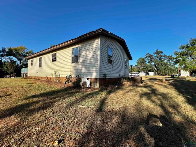 227 county road 2997, Hughes Springs, TX 75656