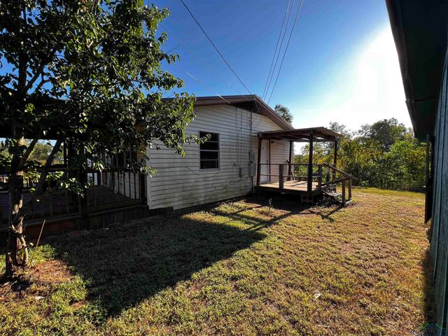 227 county road 2997, Hughes Springs, TX 75656