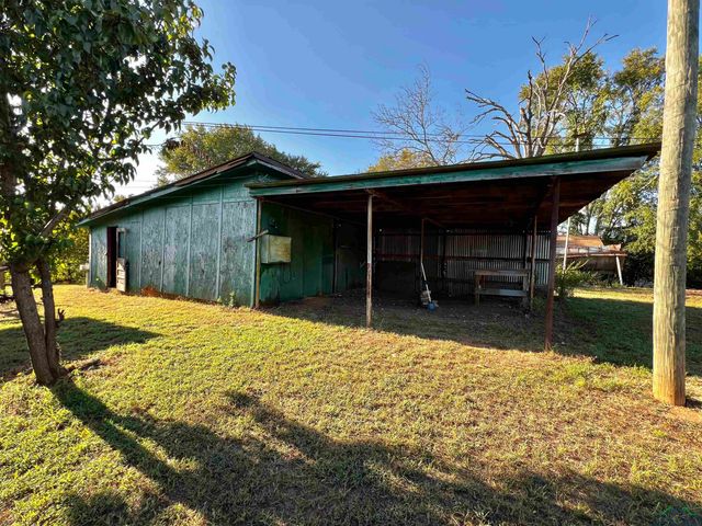 227 county road 2997, Hughes Springs, TX 75656
