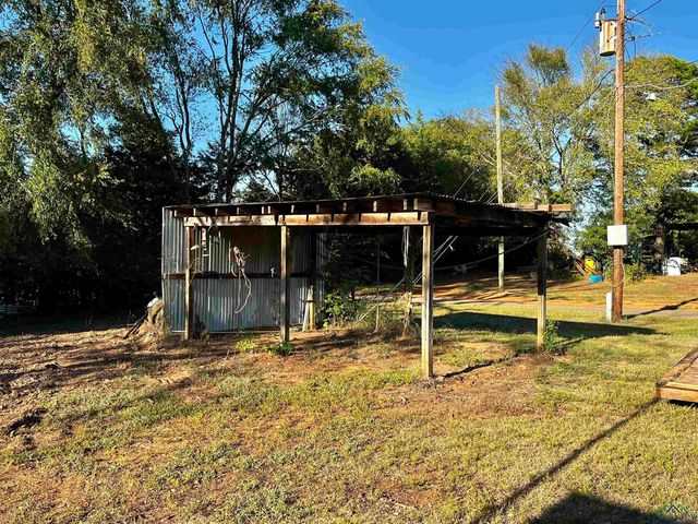 227 county road 2997, Hughes Springs, TX 75656