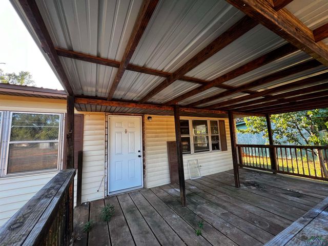 227 county road 2997, Hughes Springs, TX 75656