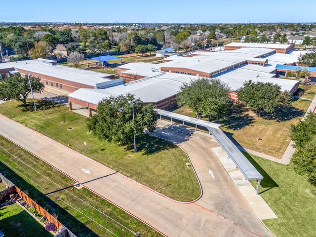 18323 Hickory Trunnel Lane, Houston, TX 77084