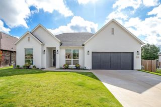7233 Tour Trail, Benbrook, TX 76126