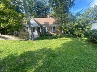 4939 Geraldine Road, Richmond Heights, OH 44143
