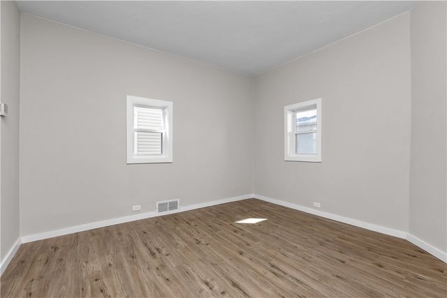 508 Eau Claire St, City Of But Ne, PA 16001