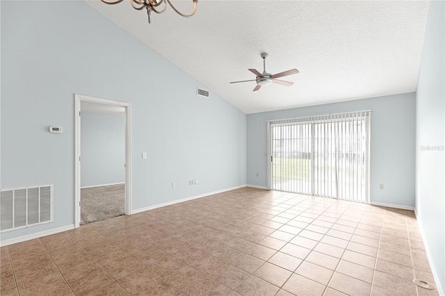 2411 SE 18TH CIRCLE, Ocala, FL 34471