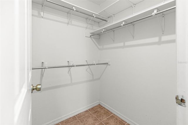 2411 SE 18TH CIRCLE, Ocala, FL 34471